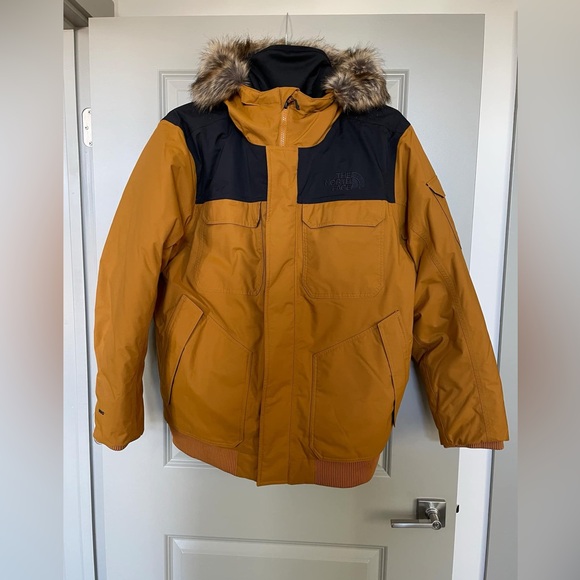 Men’s North Face Gotham Jacket 3